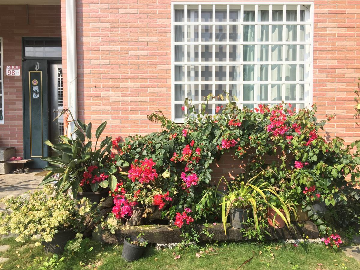 Wisdom Garden Home Stay Yuli Exterior photo